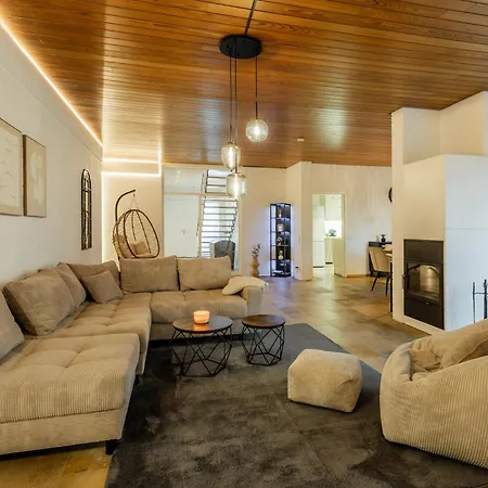 Wellness I Sauna I Jacuzzi I Gasgrill Apartment *