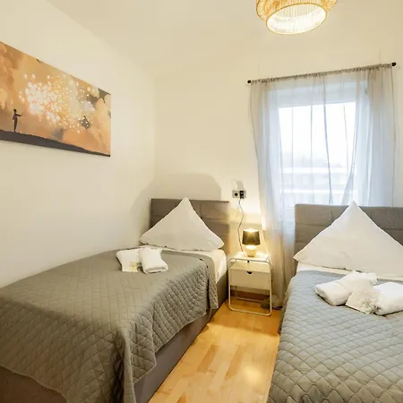 Apartment Wellness I Sauna I Jacuzzi I Gasgrill Sassenberg