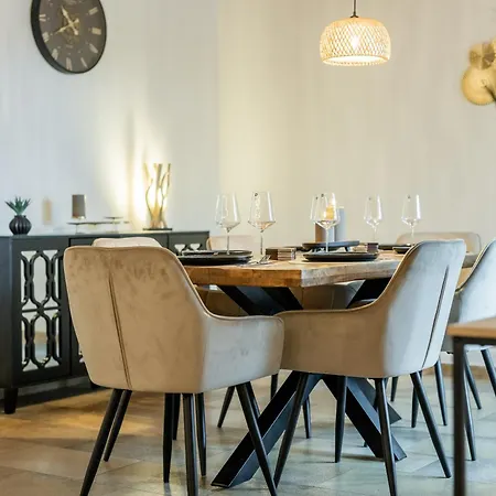 Wellness I Sauna I Jacuzzi I Gasgrill Apartment